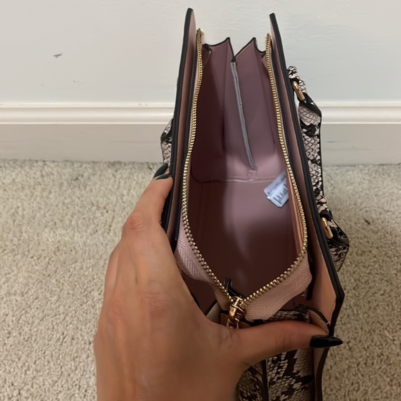 Matching Set Aldo Aferrandraa Pink Snakeskin Handbag w Ocoissa Wallet - Picture 6 of 9